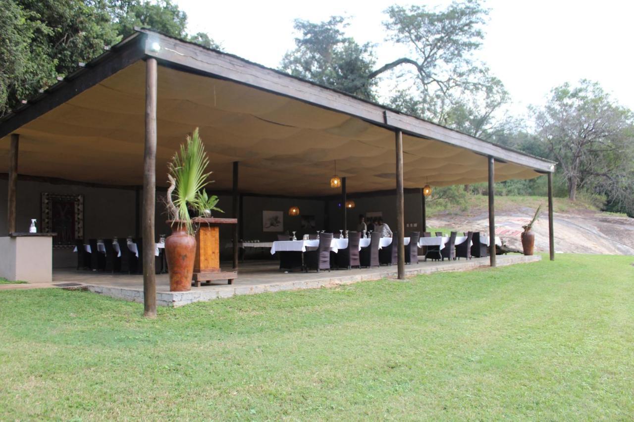 Lions Rock Rapids - Luxury Tented Camp ヘイジービュー エクステリア 写真